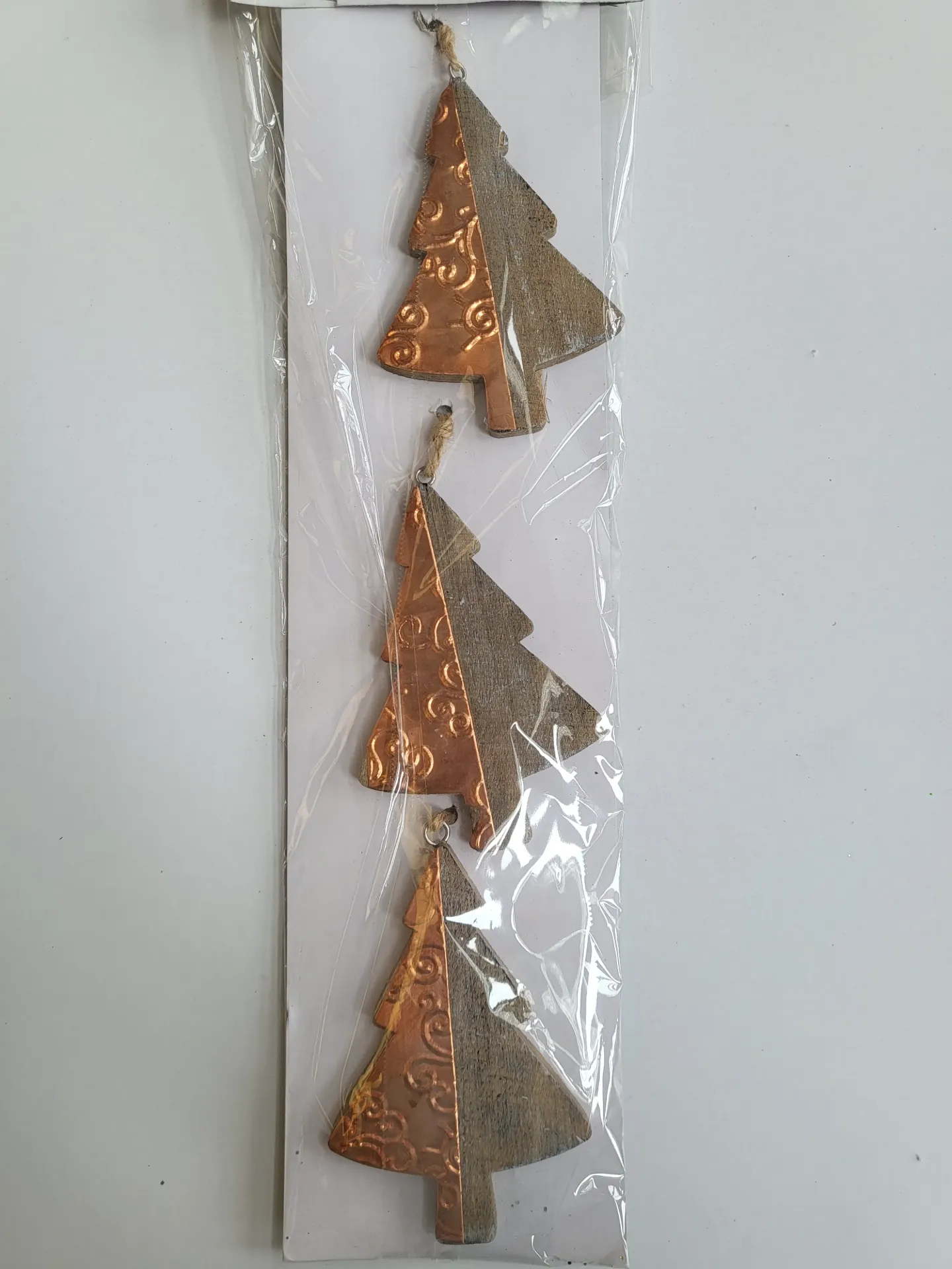 hanger tree metal/wood