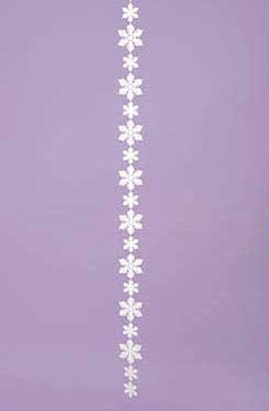 garland with ice cristals