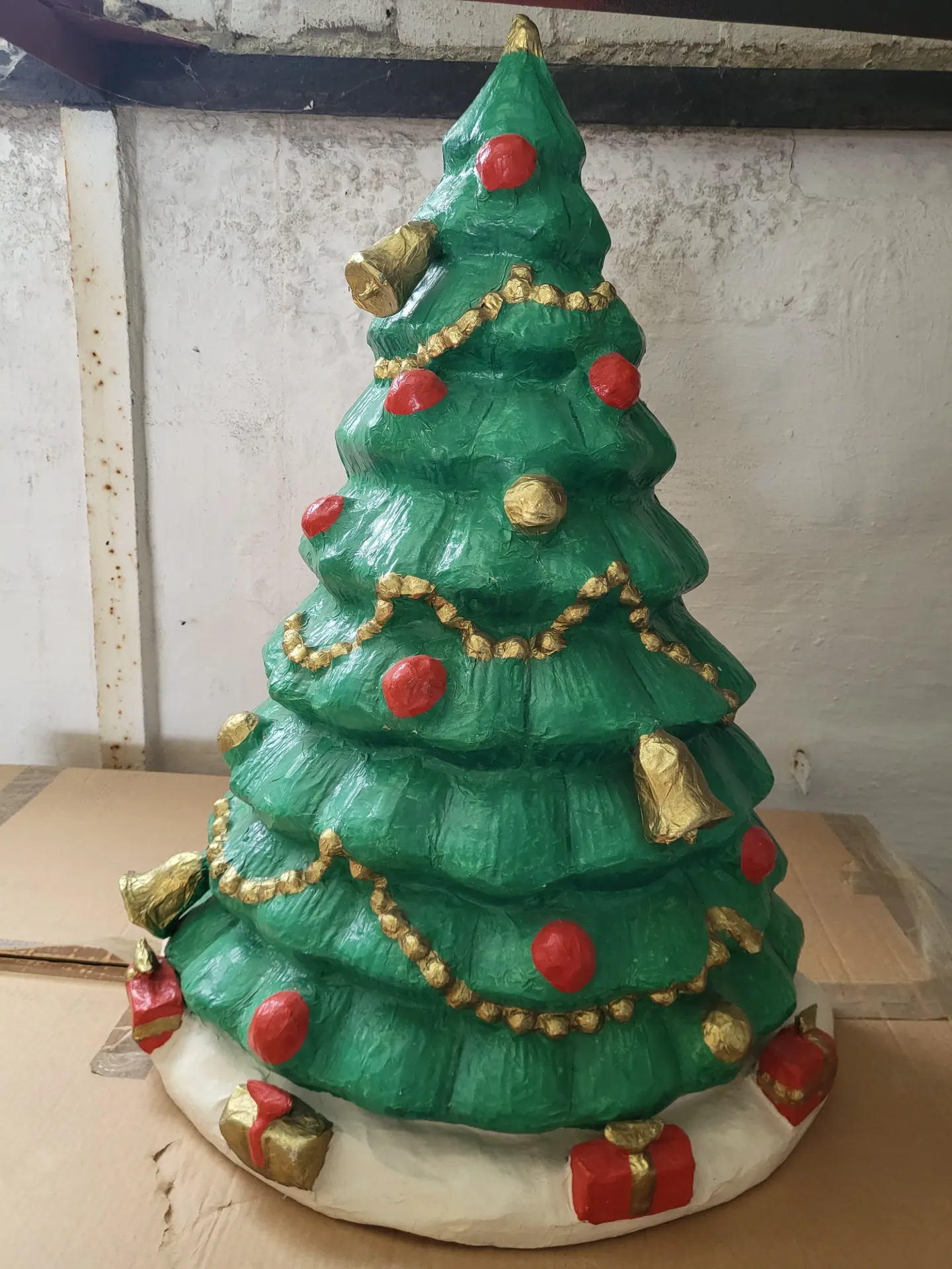 kerstboom pap.maché