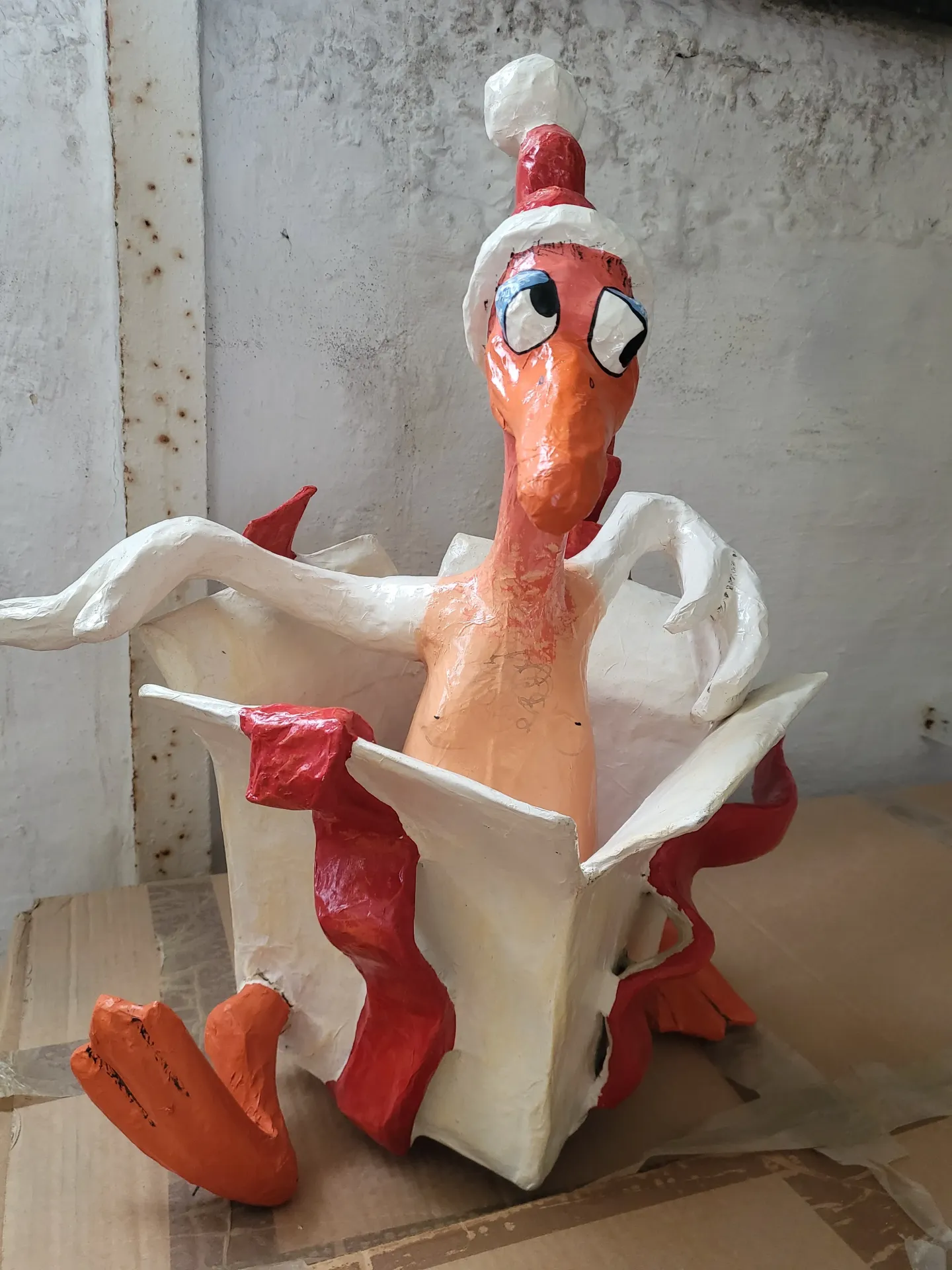 [0080696] oie de Noël marchante, pap.mache