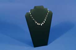 display necklace (white, flocked)