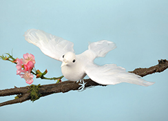 [0689724] flying pigeon (18x15x7cm)