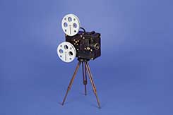 [0683119] filmcamera op statief